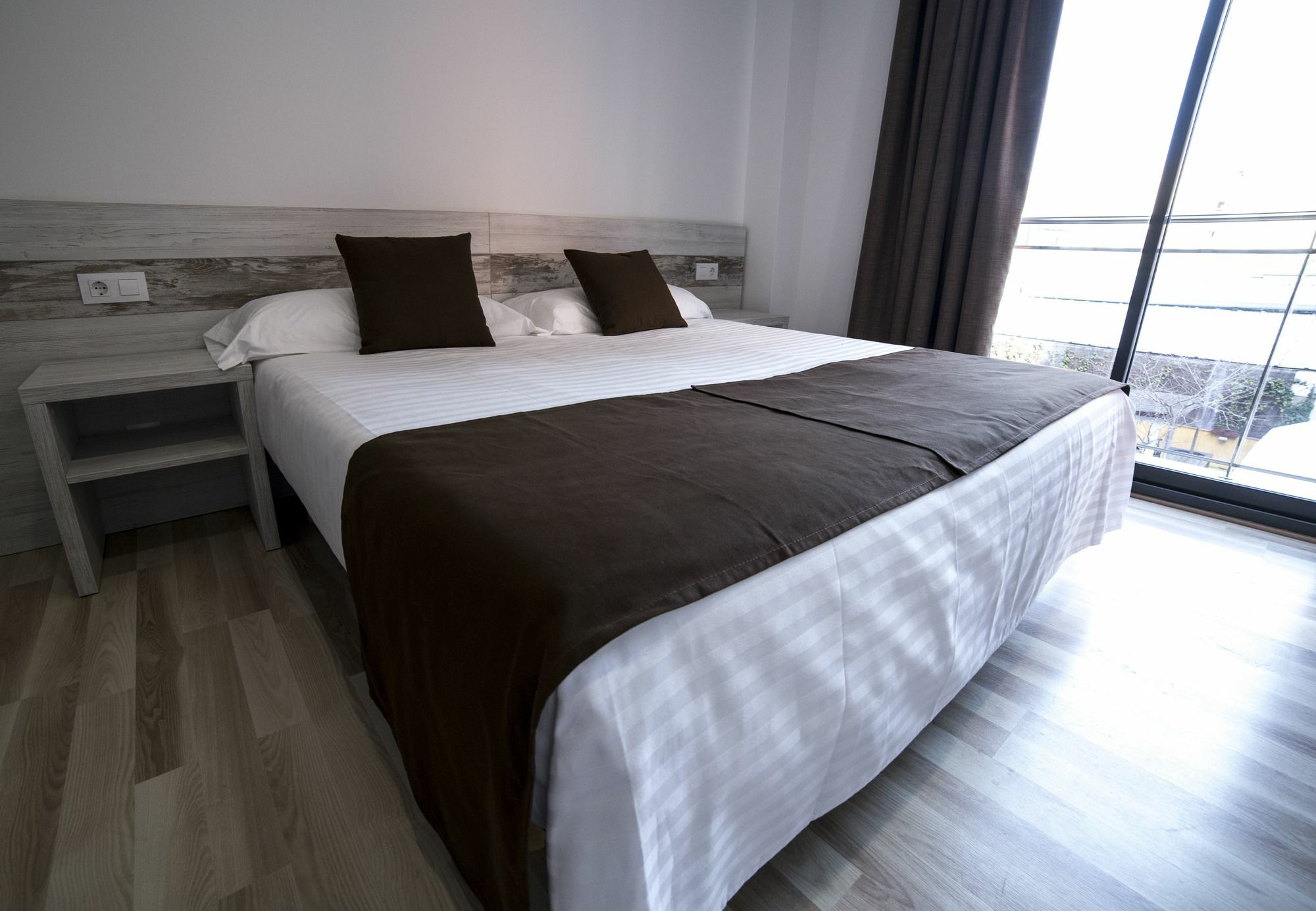 Apartaments Ponent Lloret de Mar Exterior foto